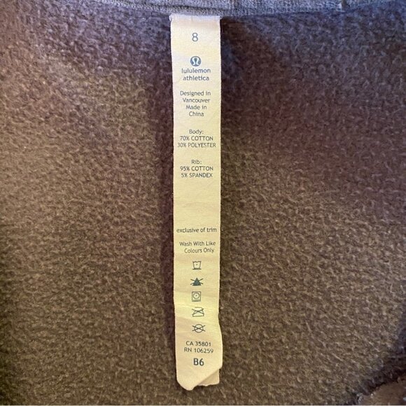 Lululemon Scuba  Hoodie II Ladies 8 Fatigue Green} - Picture 5 of 11